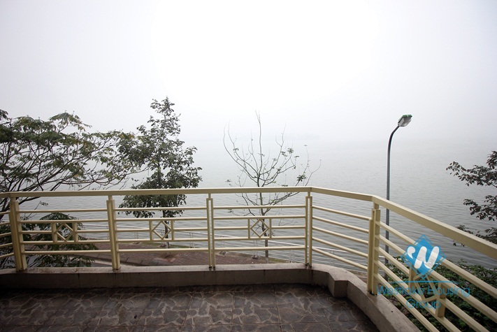 Lakeside house for rent in Trich Sai, Tay Ho, Ha Noi